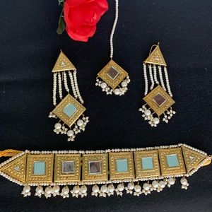 Pakistani chocker, earrings and tikka